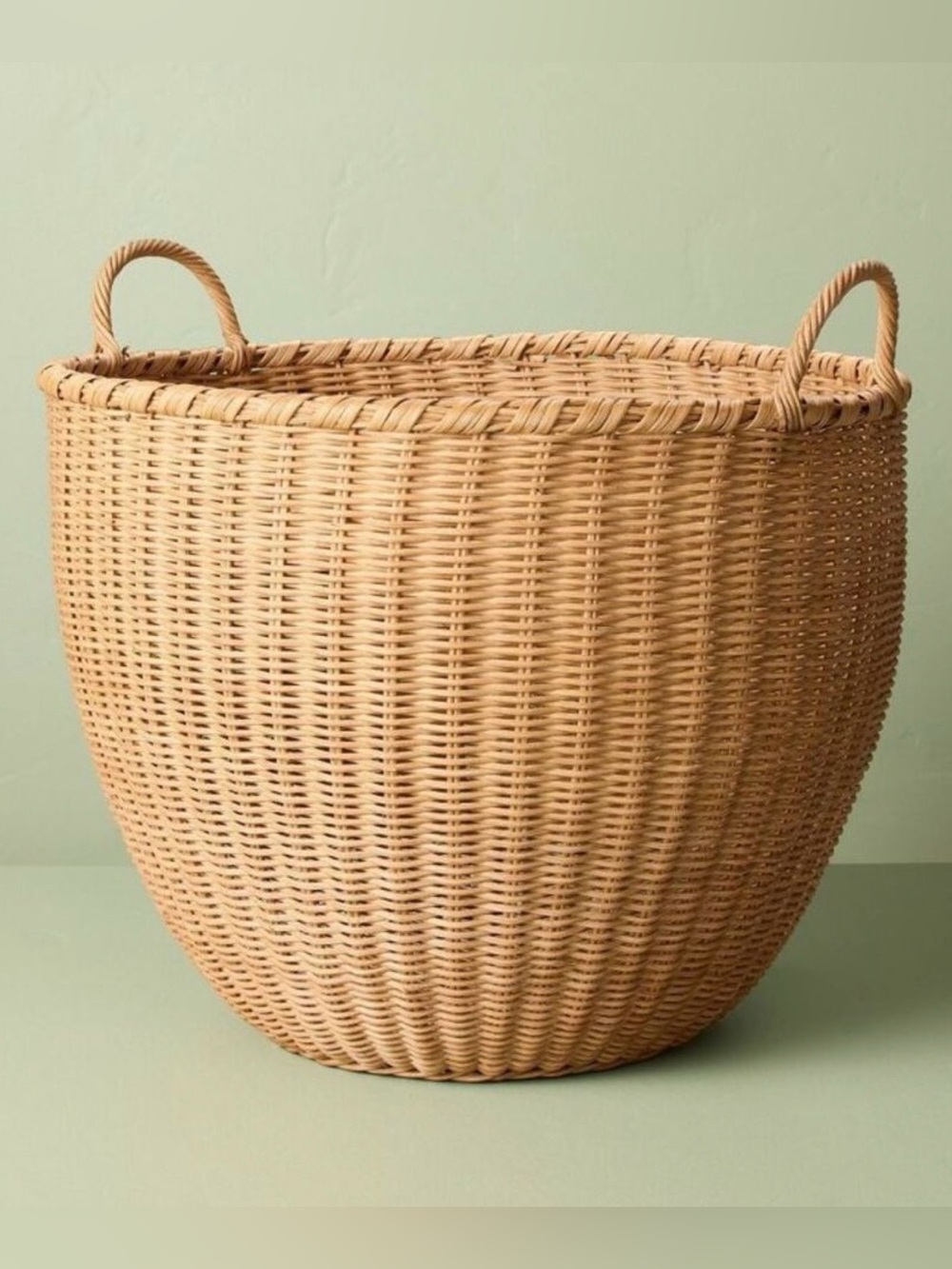 NEW!Large Round Woven Rattan Storage Basket w/ Handles-Hearth & Hand w/Magnolia